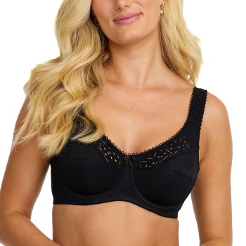Damella BH Classic Underwire Lace Bra Svart H 90 Dam | apparel & accessories - clothing - underwear & socks - bras | ModeLejon