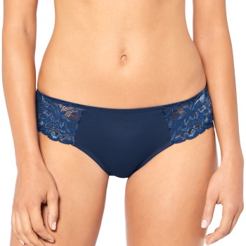 Triumph Amourette Charm Hipster