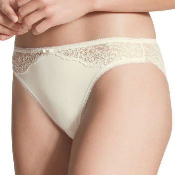 Calida Trosor Sensual Secrets Brief Creme X-Small Dam | apparel & accessories - clothing - underwear & socks - lingerie | ModeLejon