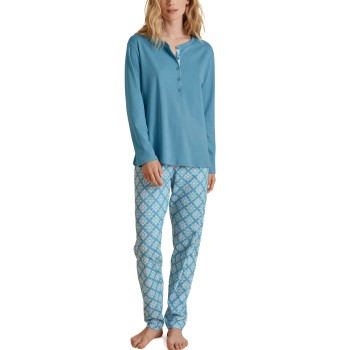Läs mer om Calida Daylight Dreams Long Pyjama Blå Mönstrad bomull X-Small Dam