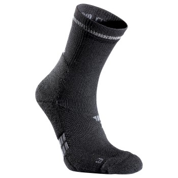 Läs mer om Seger Strumpor Running Mid Wool Sock Svart Strl 46/48