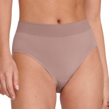 Läs mer om Sloggi Trosor EVER Infused Aloe High Waist Brief Ljusrosa Medium Dam