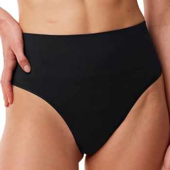 Läs mer om Triumph Trosor Soft Sculpt Bandeau String Svart 42 Dam