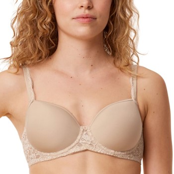 Läs mer om Triumph BH Amourette Wired Padded Bra Hud D 90 Dam