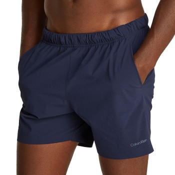 Calvin Klein Badbyxor Medium Drawstring Swim Short CK Tech Mörkblå nylon Large Herr | apparel & accessories - clothing - swimwear | ModeLejon