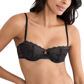 Triumph BH Comfort Allure Balconette Bra Svart E 70 Dam | apparel & accessories - clothing - underwear & socks - bras | ModeLejon