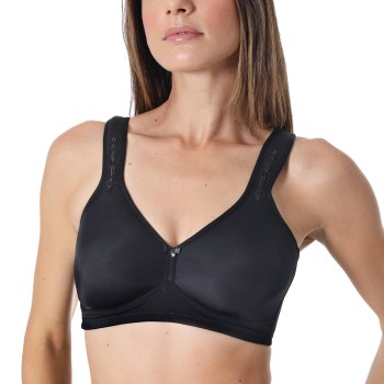 Sassa Beautiful Embroidery Soft Spacer Bra