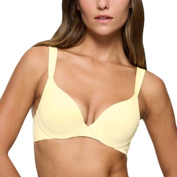 Triumph Body Make-Up Illusion T-Shirt Bra D1
