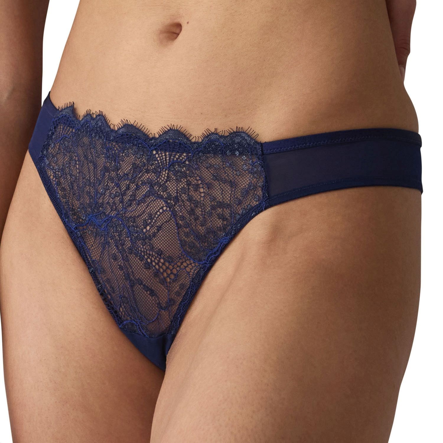 Triumph Amourette Sparkle String