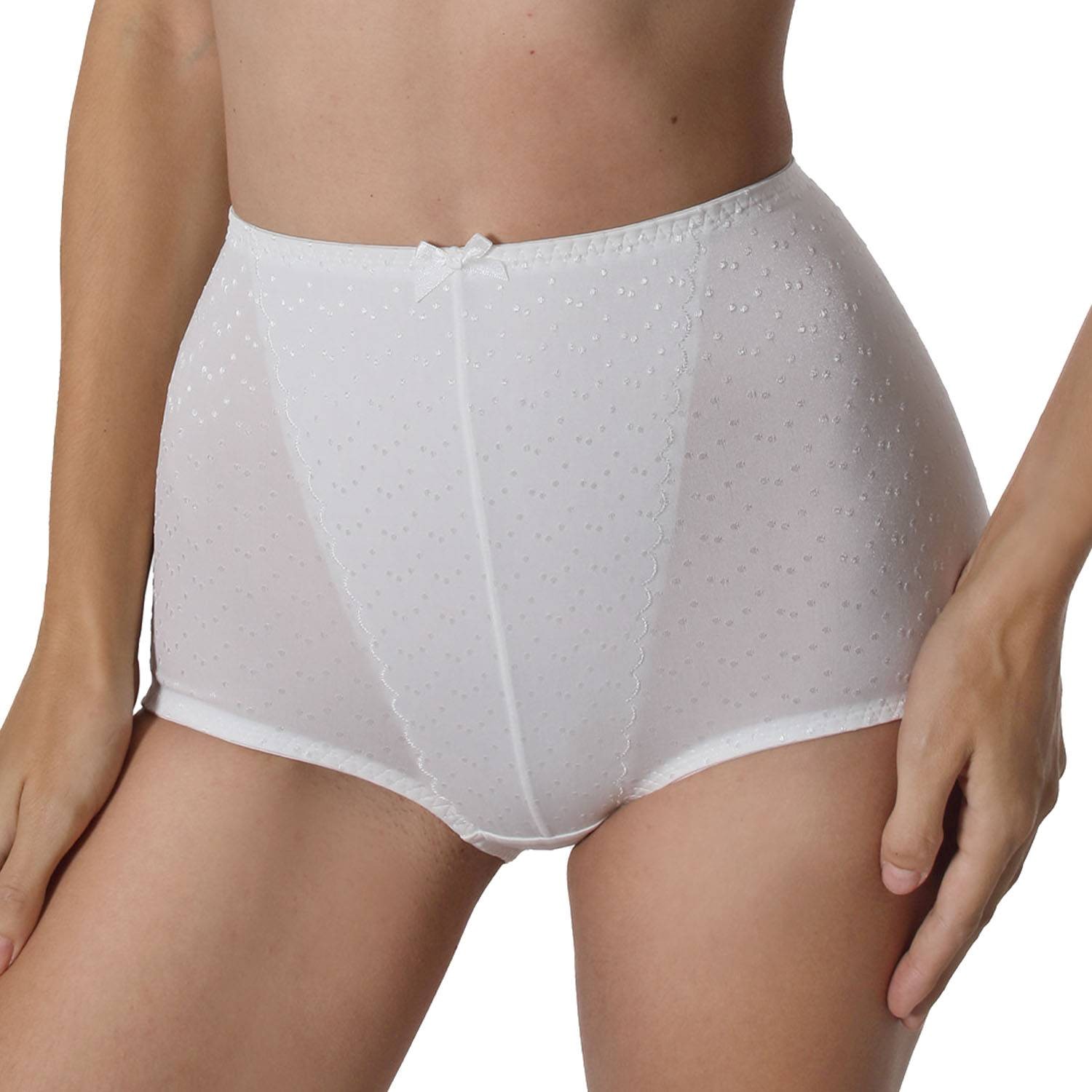 Sassa Dot Jacquard Shaping Brief